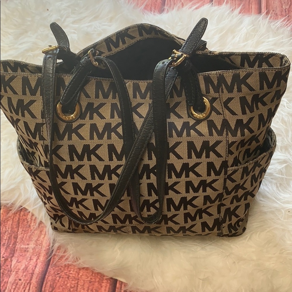 Michael Kors Logo Tote Shoulder Bag Purse - Picture 1 of 8